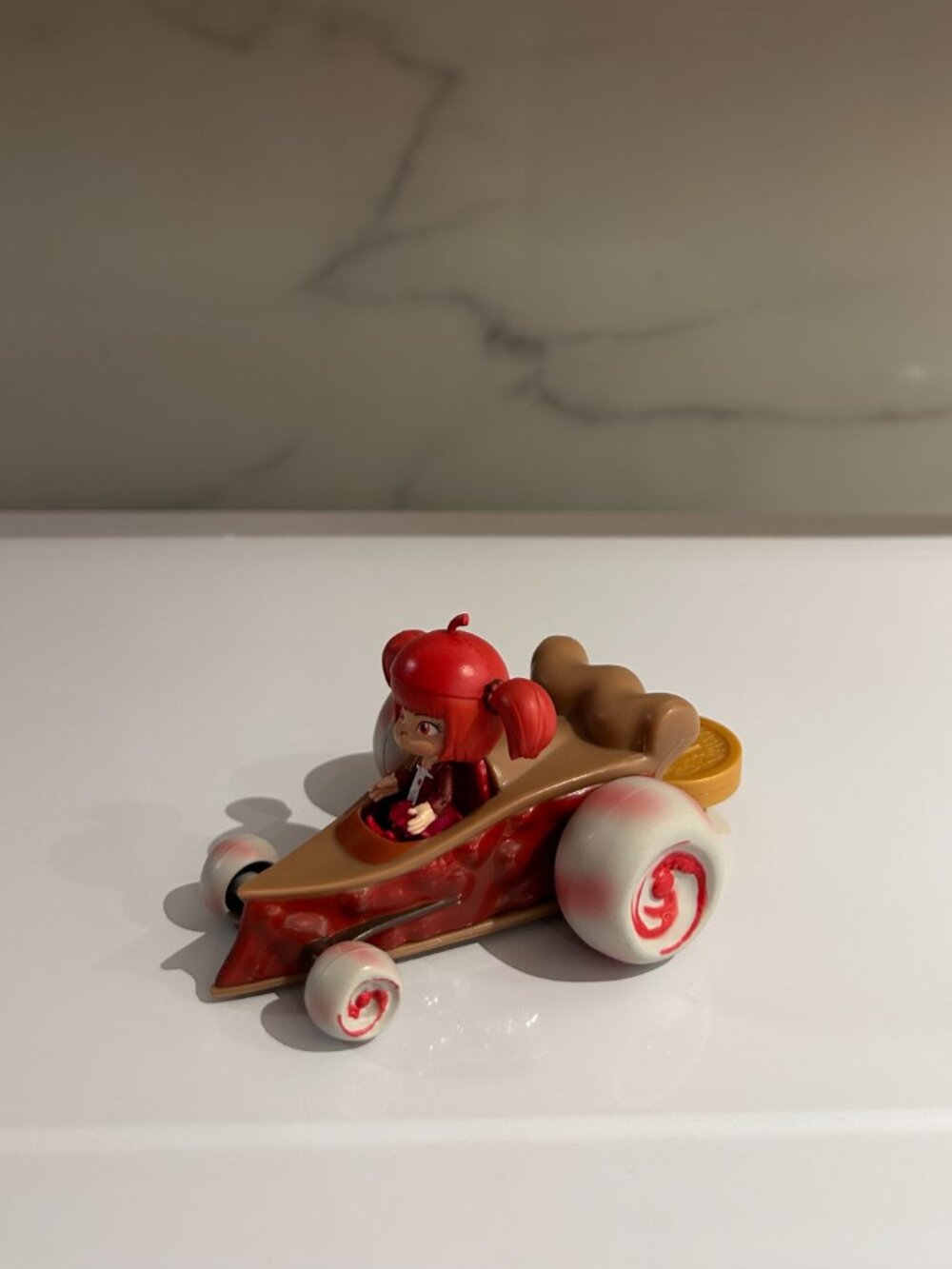 Wreck-it Ralph Sugar Rush Key Racers: #4 Jubileena Bing Bing - Picture 3 of 4